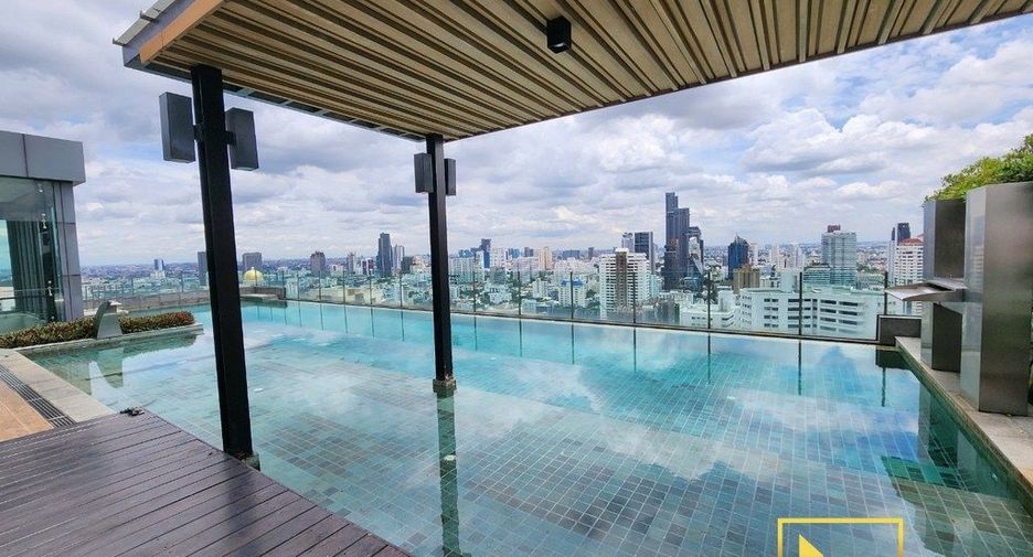 Condo en alquiler de 2 habitaciones en Watthana, Bangkok