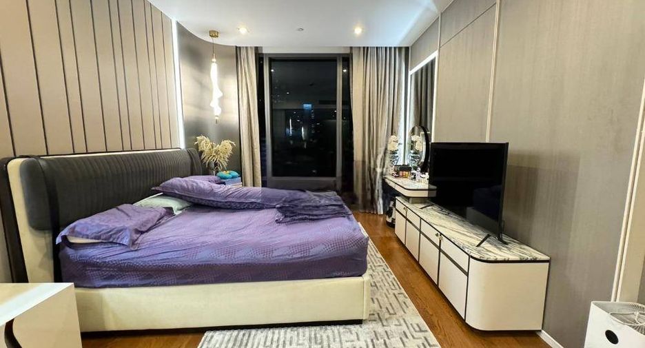 À louer 2 chambres condo à Sathon, Bangkok