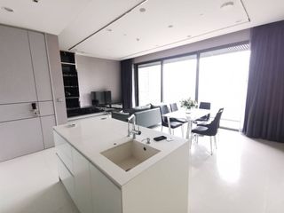 Condo en venta de 2 habitaciones en Khlong Toei, Bangkok