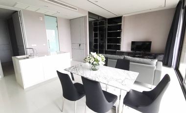For sale 2 bedrooms condo in Khlong Toei, Bangkok