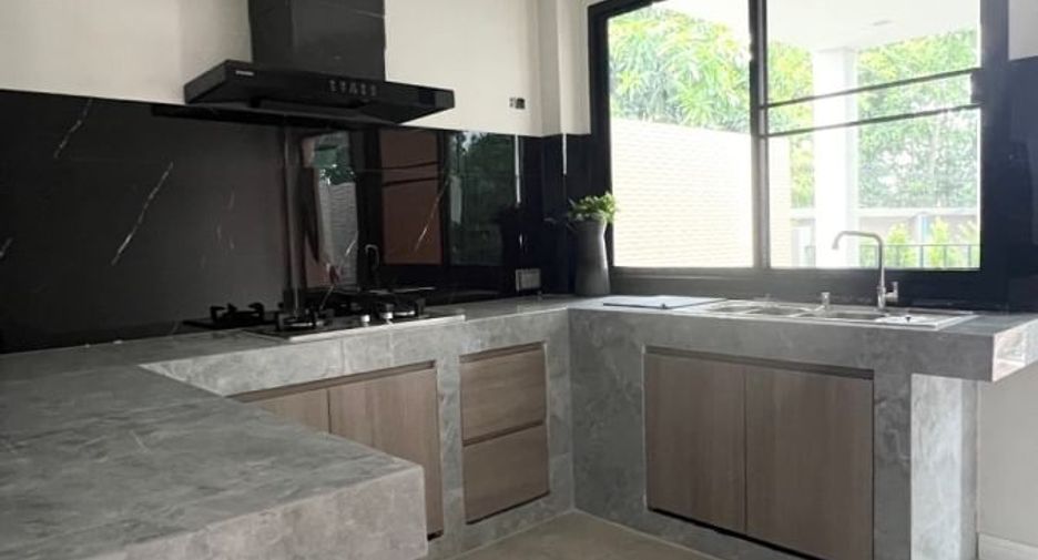 For rent 4 ベッドルーム house in Bang Phli, Samut Prakan