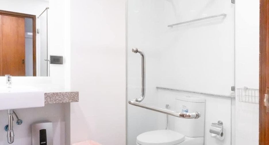 For rent 2 bedrooms condo in Mueang Chiang Mai, Chiang Mai