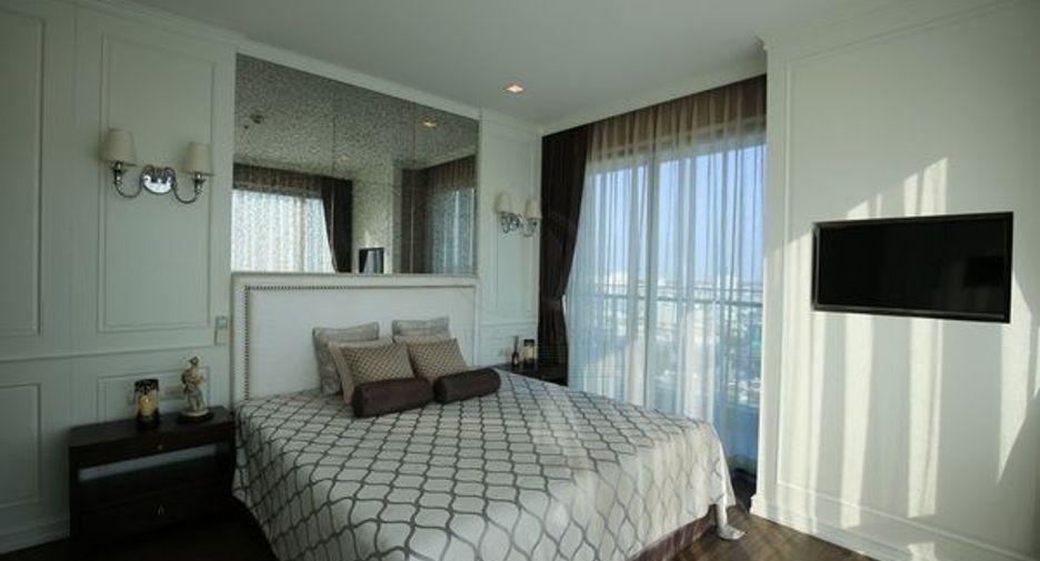 For sale 3 ベッドルーム condo in Yan Nawa, Bangkok