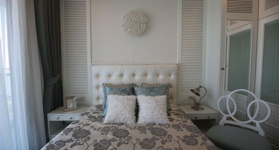 For sale 3 ベッドルーム condo in Yan Nawa, Bangkok