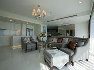 For sale 3 bedrooms condo in Yan Nawa, Bangkok