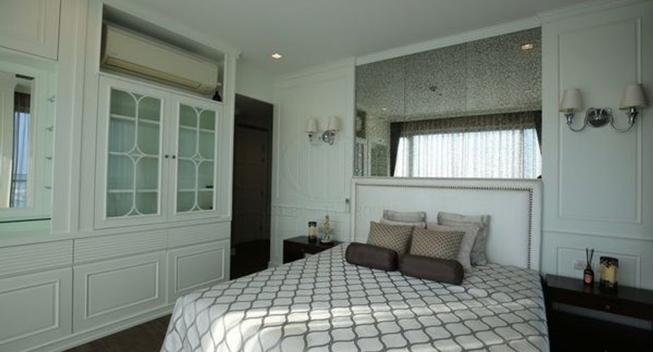 For sale 3 ベッドルーム condo in Yan Nawa, Bangkok