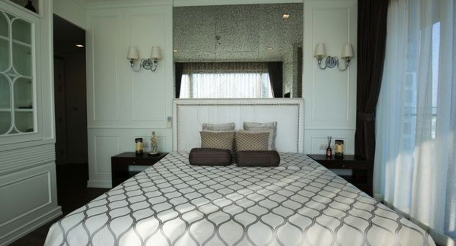 For sale 3 ベッドルーム condo in Yan Nawa, Bangkok