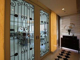 For sale 3 bedrooms condo in Yan Nawa, Bangkok