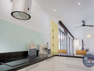 For rent 4 bedrooms villa in Mueang Phuket, Phuket