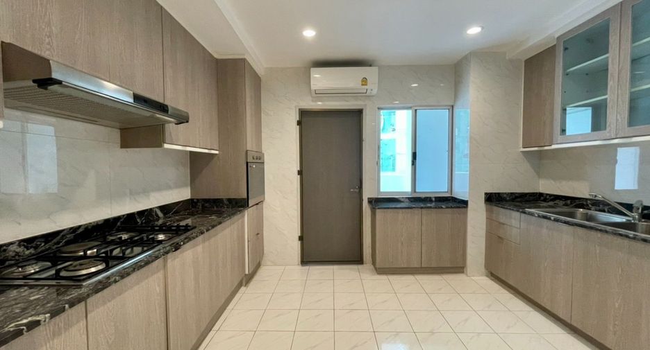 出租 4 卧室 公寓式住宅 在 Khlong Toei, 曼谷