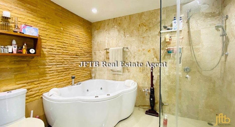 For sale 2 bedrooms condo in Mueang Phuket, Phuket