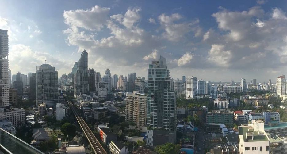 Wohnung zur Miete und zum Kauf mit 1 Zimmer in Khlong Toei, Bangkok