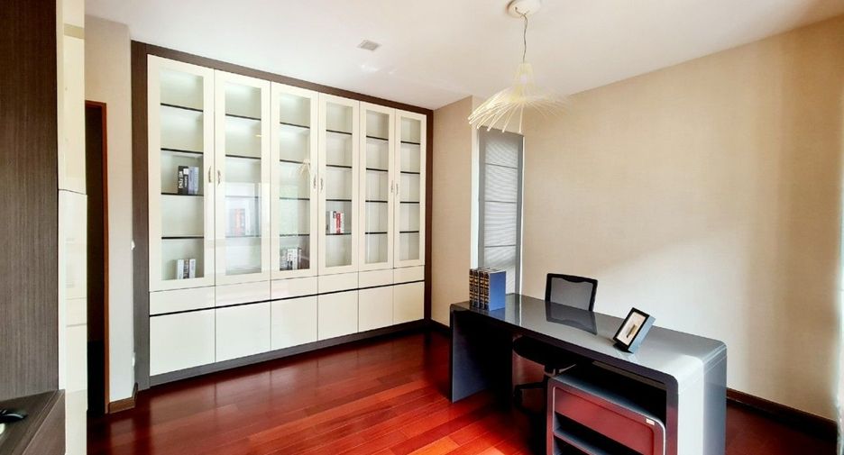 Haus zum Kauf mit 5 Zimmer in Chatuchak, Bangkok