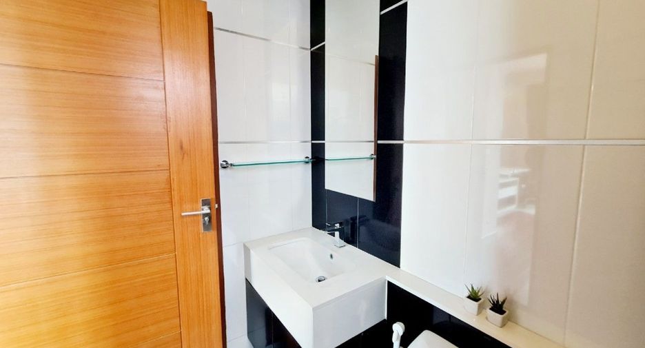 Haus zum Kauf mit 5 Zimmer in Chatuchak, Bangkok