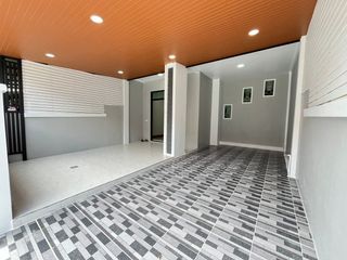 For sale 3 Beds townhouse in Lam Luk Ka, Pathum Thani