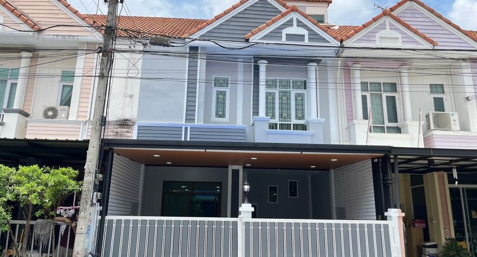 For sale 3 Beds townhouse in Lam Luk Ka, Pathum Thani