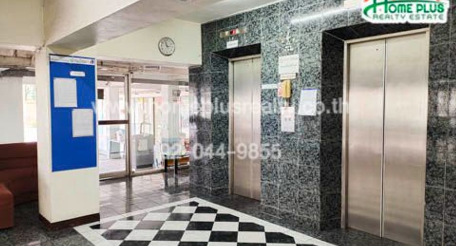 For sale 1 bed condo in Wang Thonglang, Bangkok