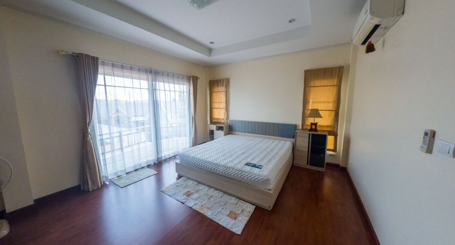 For sale 4 bed house in Mueang Chon Buri, Chonburi