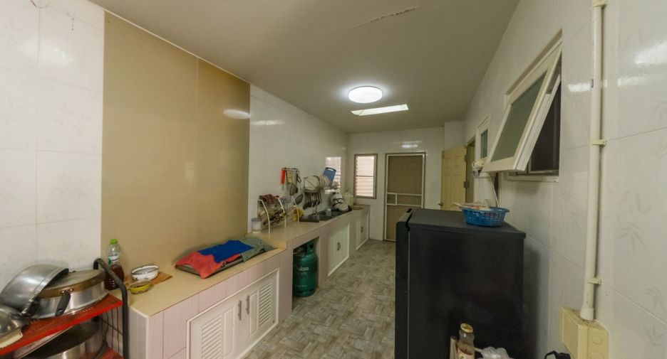For sale 4 bed house in Mueang Chon Buri, Chonburi