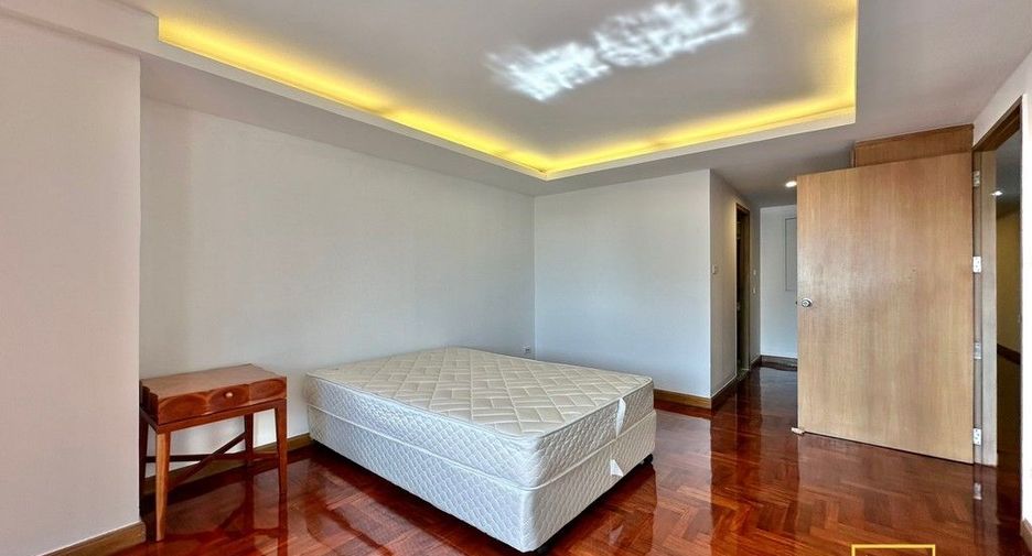 For rent 5 bed apartment in Yan Nawa, Bangkok