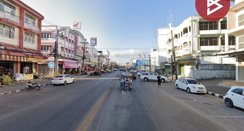 For sale 4 Beds retail Space in Mueang Nakhon Phanom, Nakhon Phanom