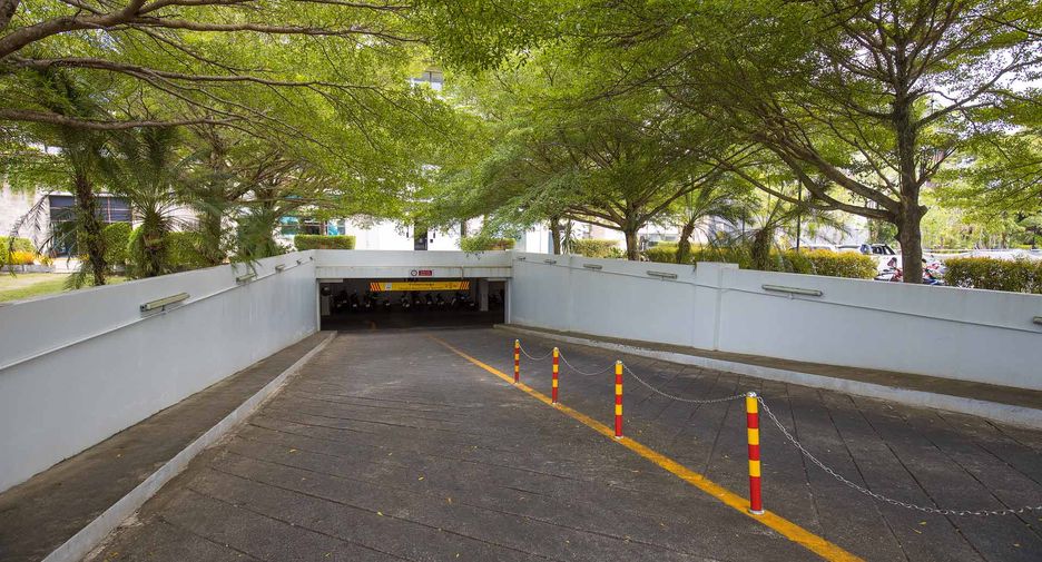 For sale 2 bedrooms apartment in Mueang Phuket, Phuket