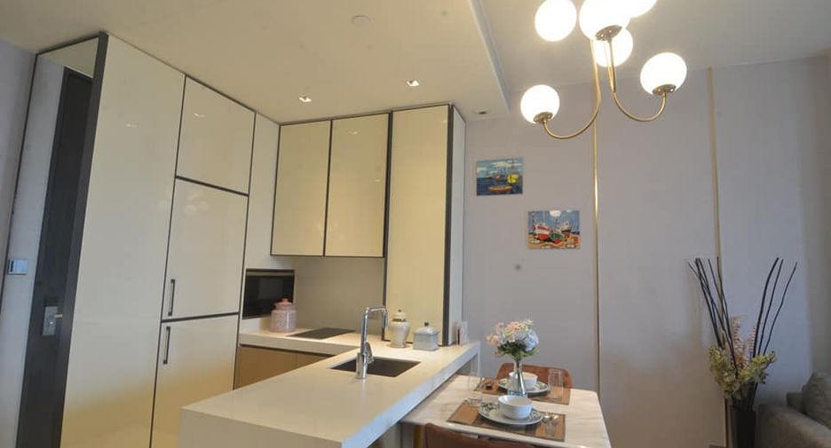 For rent 1 bed condo in Khlong Toei, Bangkok