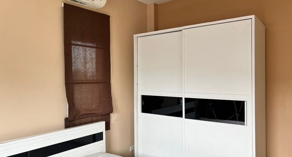For sale 5 bedrooms house in Pluak Daeng, Rayong