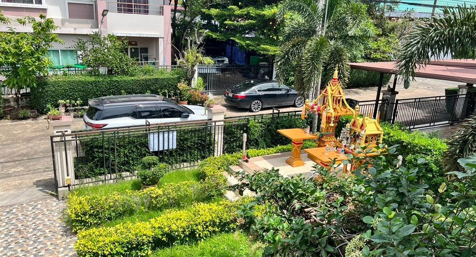 For sale 5 bedrooms house in Pluak Daeng, Rayong