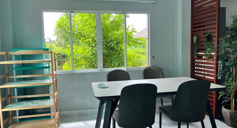 For sale 5 bedrooms house in Pluak Daeng, Rayong
