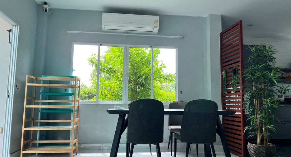 For sale 5 bedrooms house in Pluak Daeng, Rayong