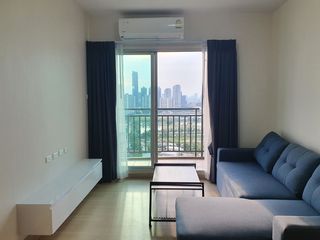 For rent 2 bedrooms apartment in Huai Khwang, Bangkok