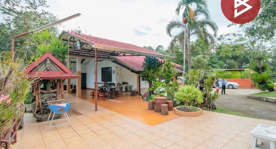 For sale 3 Beds house in Mueang Trat, Trat
