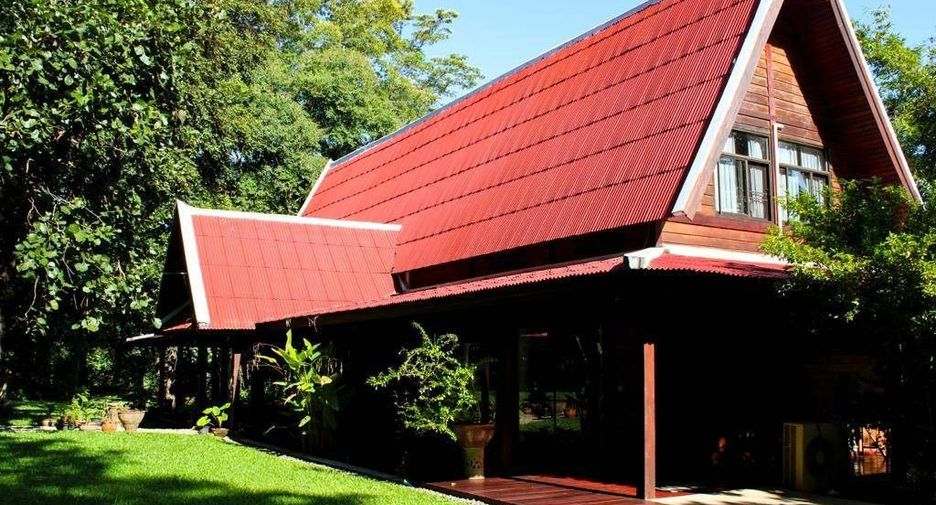 Продажа 3 спальни дом в Дои Сакет, Чианг Маи