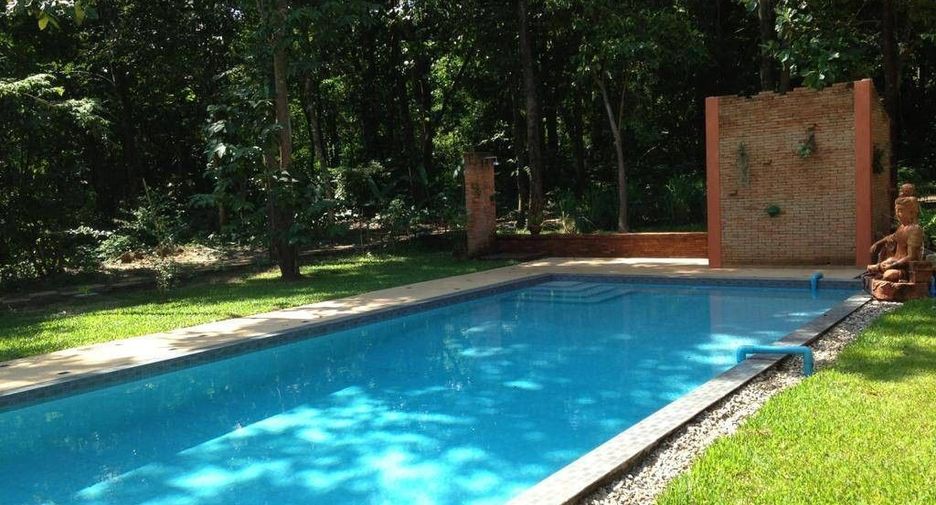 Продажа 3 спальни дом в Дои Сакет, Чианг Маи