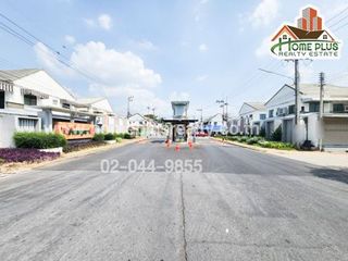 For sale 3 bed townhouse in Khlong Luang, Pathum Thani