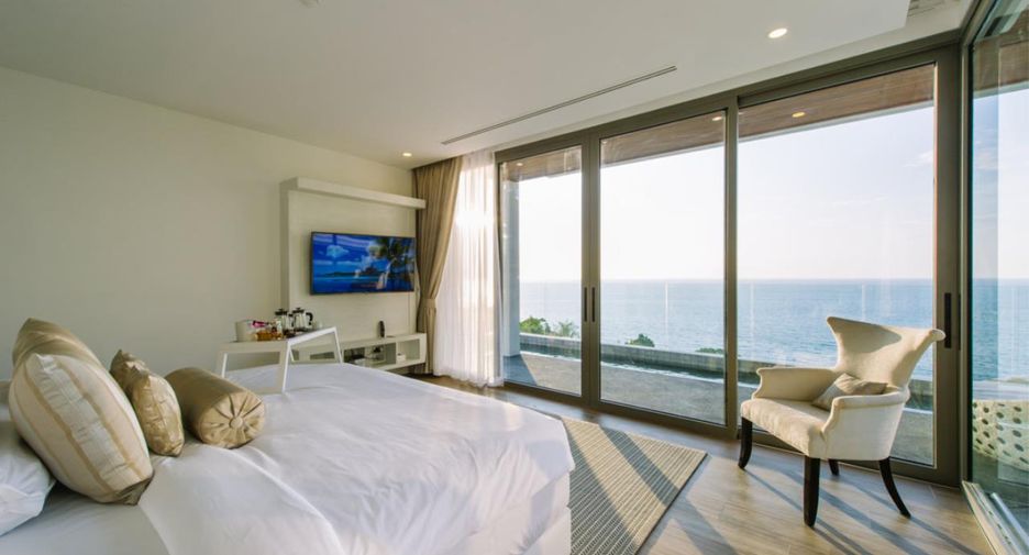For sale 6 bedrooms villa in Kathu, Phuket