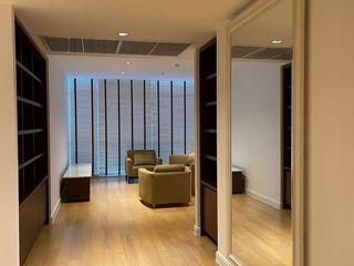 For rent 4 bedrooms condo in Pathum Wan, Bangkok