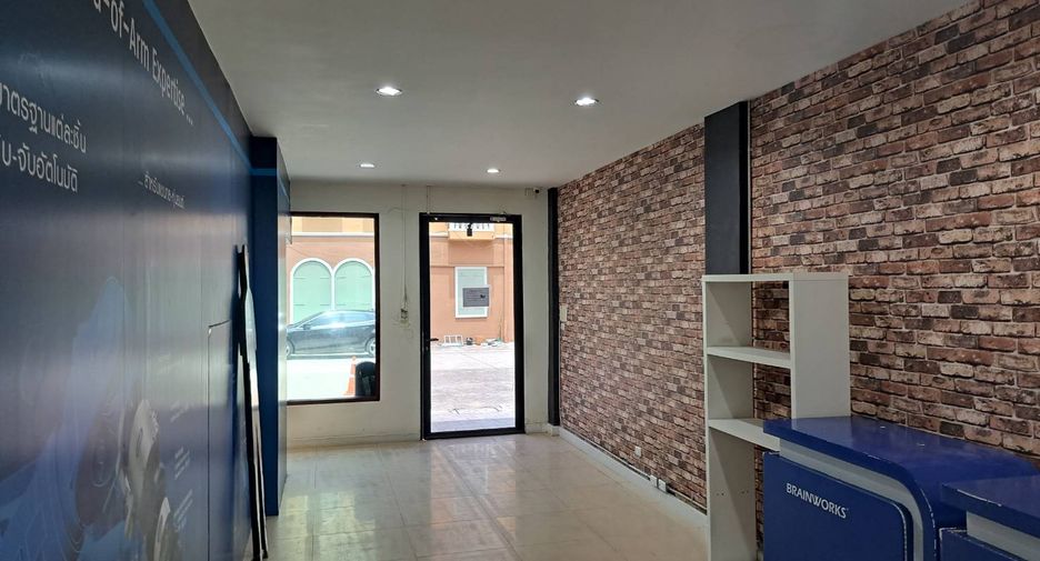 For sale retail Space in Bang Khen, Bangkok