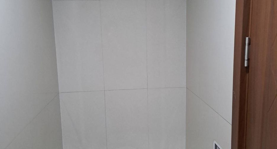 For sale retail Space in Bang Khen, Bangkok