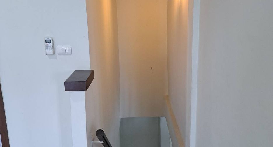 For sale retail Space in Bang Khen, Bangkok