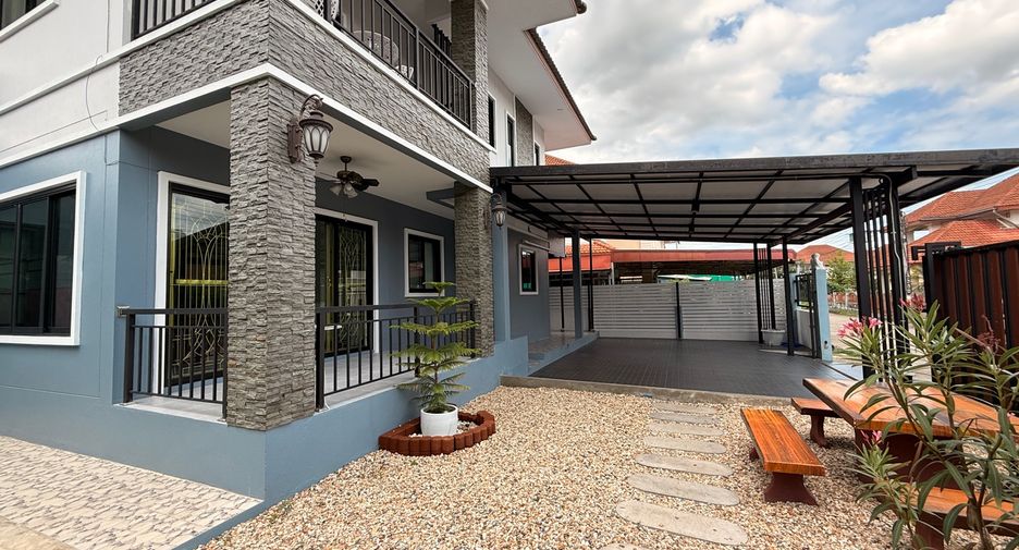 For rent 4 bedrooms house in San Sai, Chiang Mai