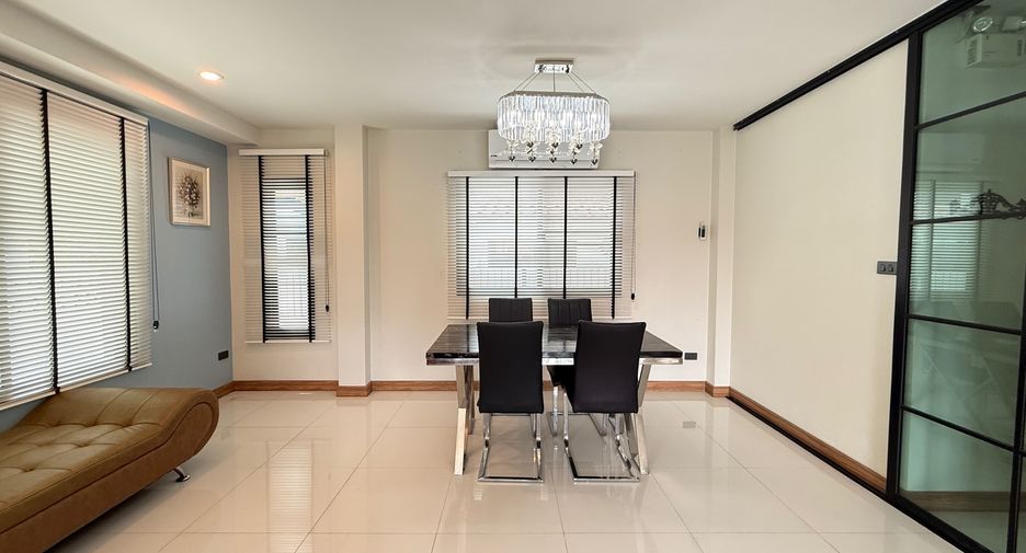 For rent 4 bedrooms house in San Sai, Chiang Mai