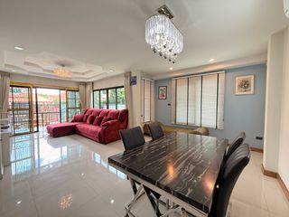 Casa en alquiler de 4 habitaciones en San Sai, Chiang Mai