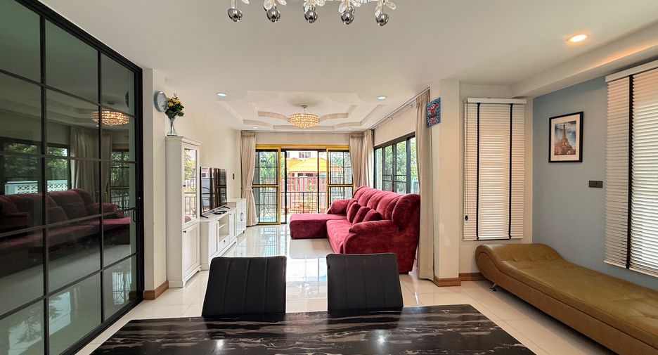 For rent 4 bedrooms house in San Sai, Chiang Mai