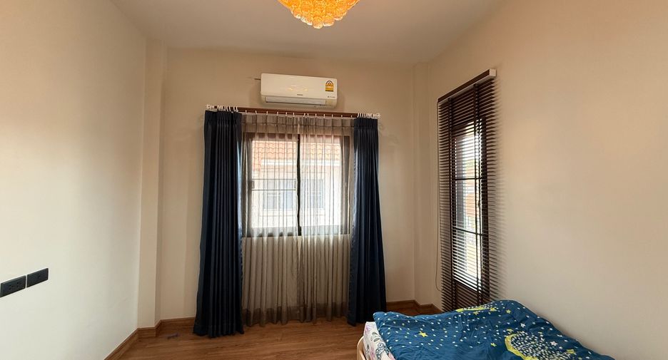 For rent 4 bedrooms house in San Sai, Chiang Mai