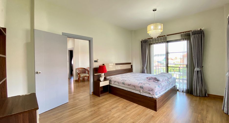 For rent 4 bedrooms house in San Sai, Chiang Mai