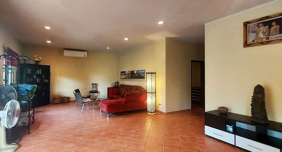 For sale 2 bed villa in Klaeng, Rayong