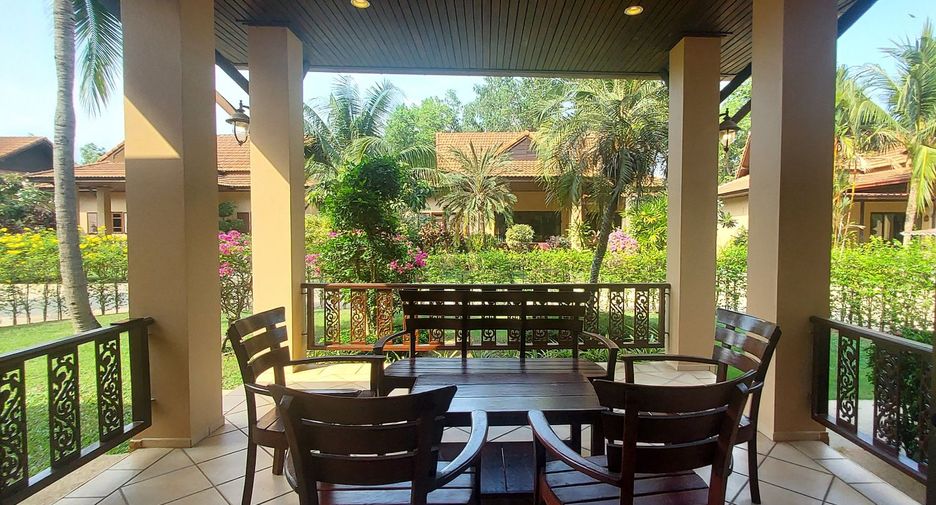 For sale 2 bed villa in Klaeng, Rayong