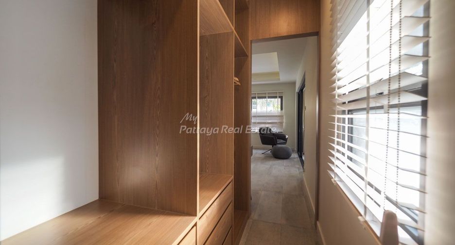 For sale 8 bedrooms villa in Bang Lamung, Chonburi